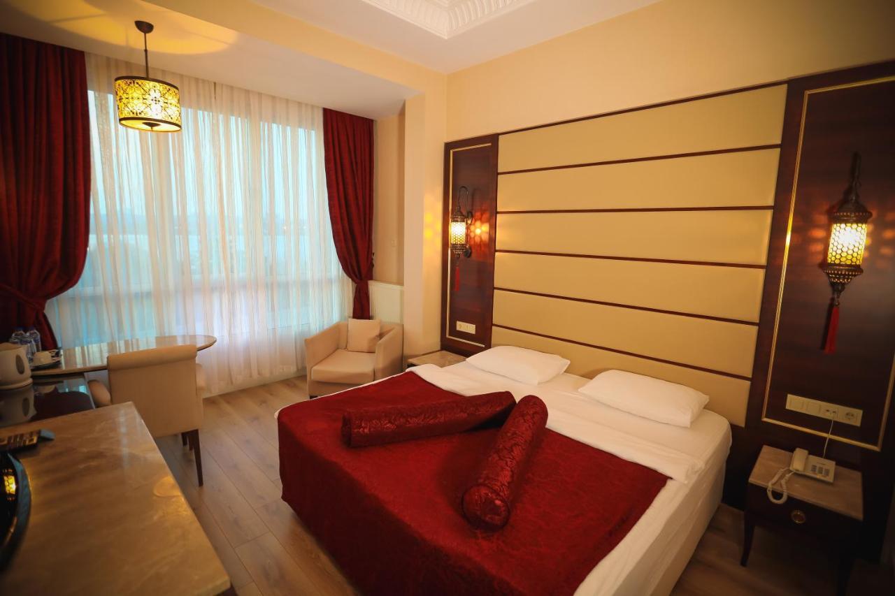 Kronos Hotel Golbası Exterior foto