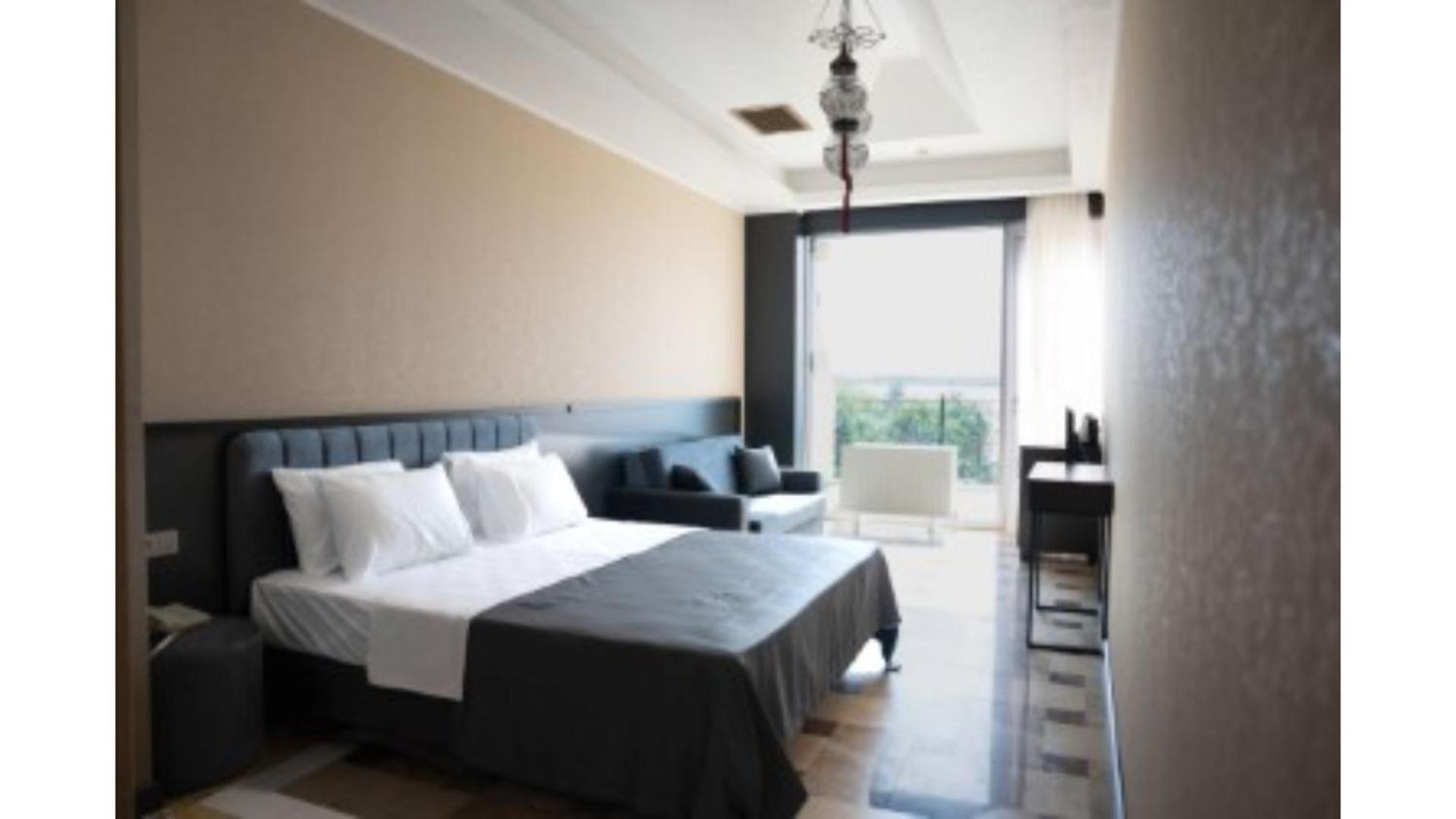 Kronos Hotel Golbası Exterior foto